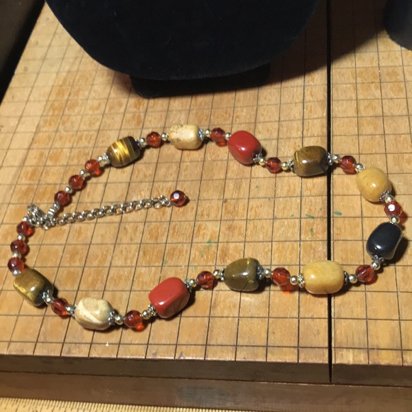 EVC Bohemian Jasper Stone 22”L Necklace Earthy Fall Colors Silver Tone Accents - Picture 4 of 8